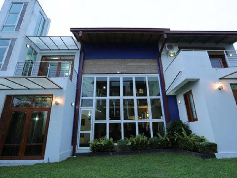Oyo 437 Amali Residence Nugegoda Exteriör bild