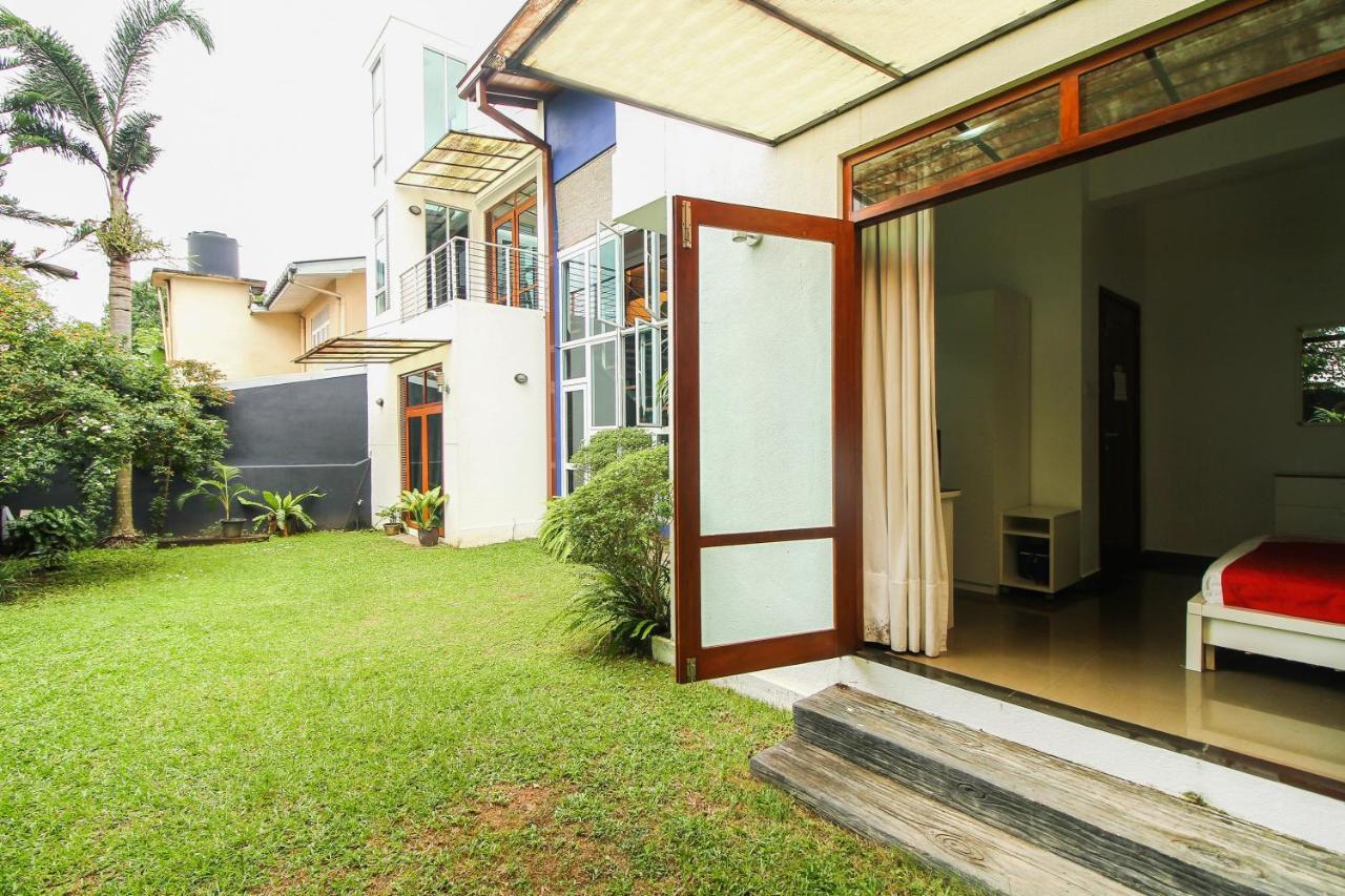 Oyo 437 Amali Residence Nugegoda Exteriör bild